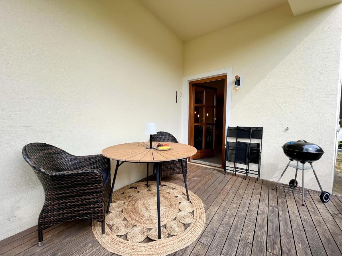 Gemuetliches Seeapartment Am Berg Arrach Exterior foto